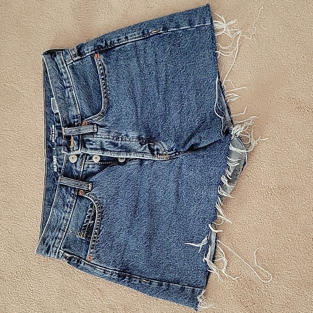 Cut off shorts